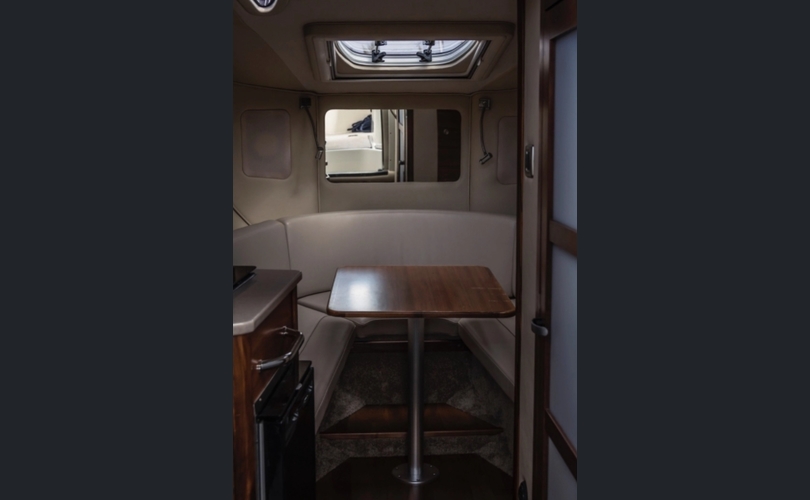 Sea Ray 265 Sundancer-kuva-7